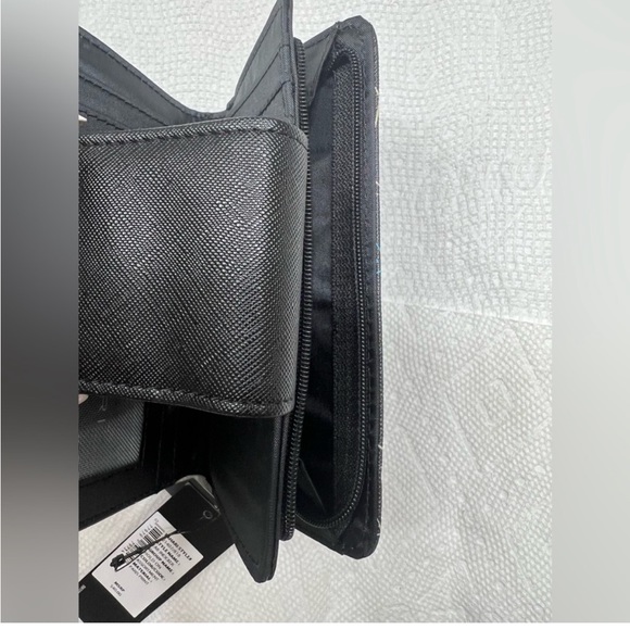 TAHARI RFID Bifold Wallet Vegan Leather - Picture 3 of 6